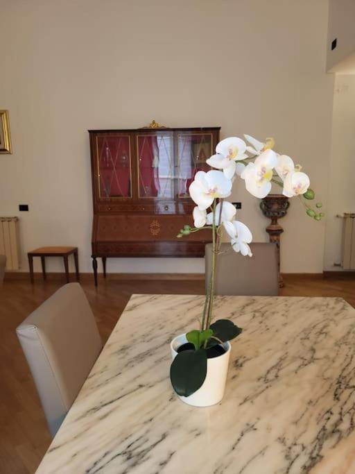 Apartamento Tra Mare E Castello La Spezia Exterior foto